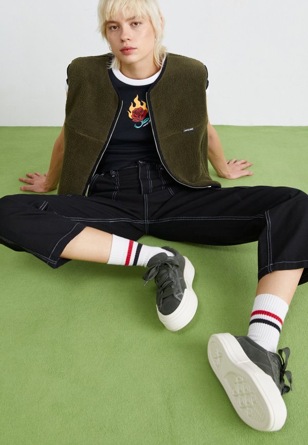 SIERRA REVERSIBLE VEST - Weste