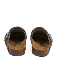 Sandales à glissière marron foncé avec des semelles en liège, dotées d'une sangle ornée de strass et d'une semelle intérieure texturée pour un meilleur maintien.