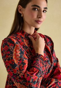 Tom Joule REGULAR FIT - AURETTA FRILL NECK  - Button-down blouse - navy