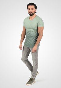 Solid SDDIVINO - T-shirts basic - duck green