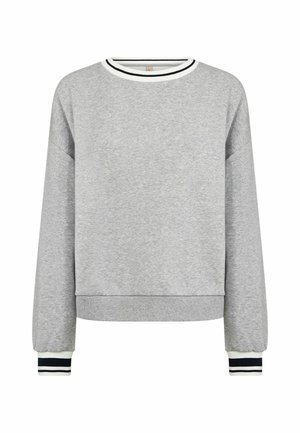 Helehall crewneck-pusak valge soonikkoelusega krae ja varrukapitsidega, millel on mustad triibud, pikad varrukad ja lõdvestunud istuvus.
