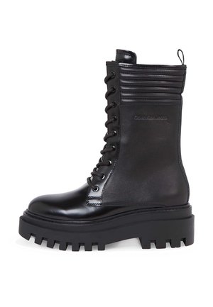 Platform boots - triple black