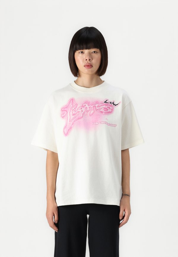 OUTBURST WOMAN  - Print T-shirt - ecru