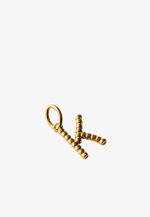 Colgante de oro con forma de la letra K hecho de pequeñas cuentas redondeadas con un lazo adjunto para collar o pulsera.