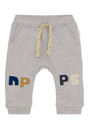 Hellgraue Kleinkind-Sweatpants mit gerippten Bündchen, seitlichen Taschen, creme- und blauen Kordelzügen sowie mehrfarbigen Buchstaben "NPS" an den Beinen.