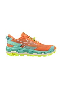 Oranje en teal trailhardloopschoen met neongele accenten, bovenwerk van mesh, gevoerde zool en profielzool voor grip en ondersteuning.