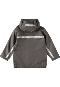 Grau wasserdichte Jacke mit Kapuze, elastischen Bündchen und reflektierenden Streifen über den Rücken und die Ärmel für Sichtbarkeit. Glatte Textur.