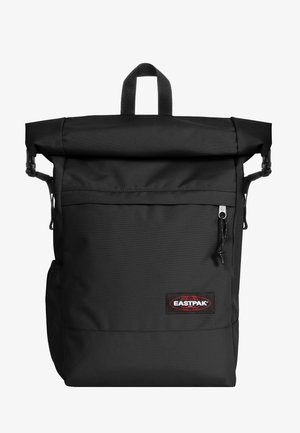 Musta Eastpak-rullattava reppu, jossa etutasku vetoketjulla, yläkahva ja sivuszoljet.