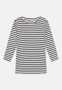 Non sélectionné, dark sapphire