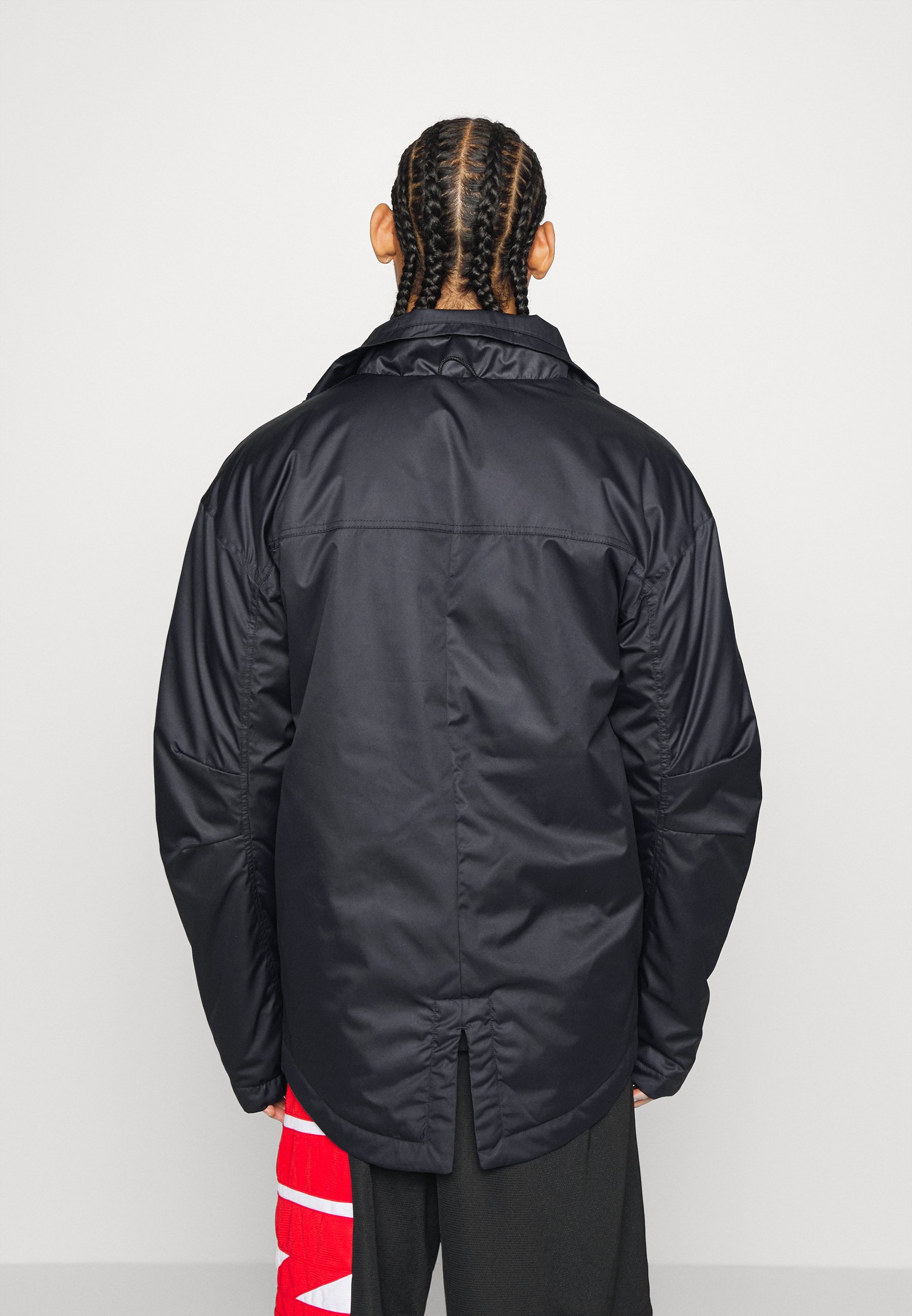 kyrie irving jacket nike