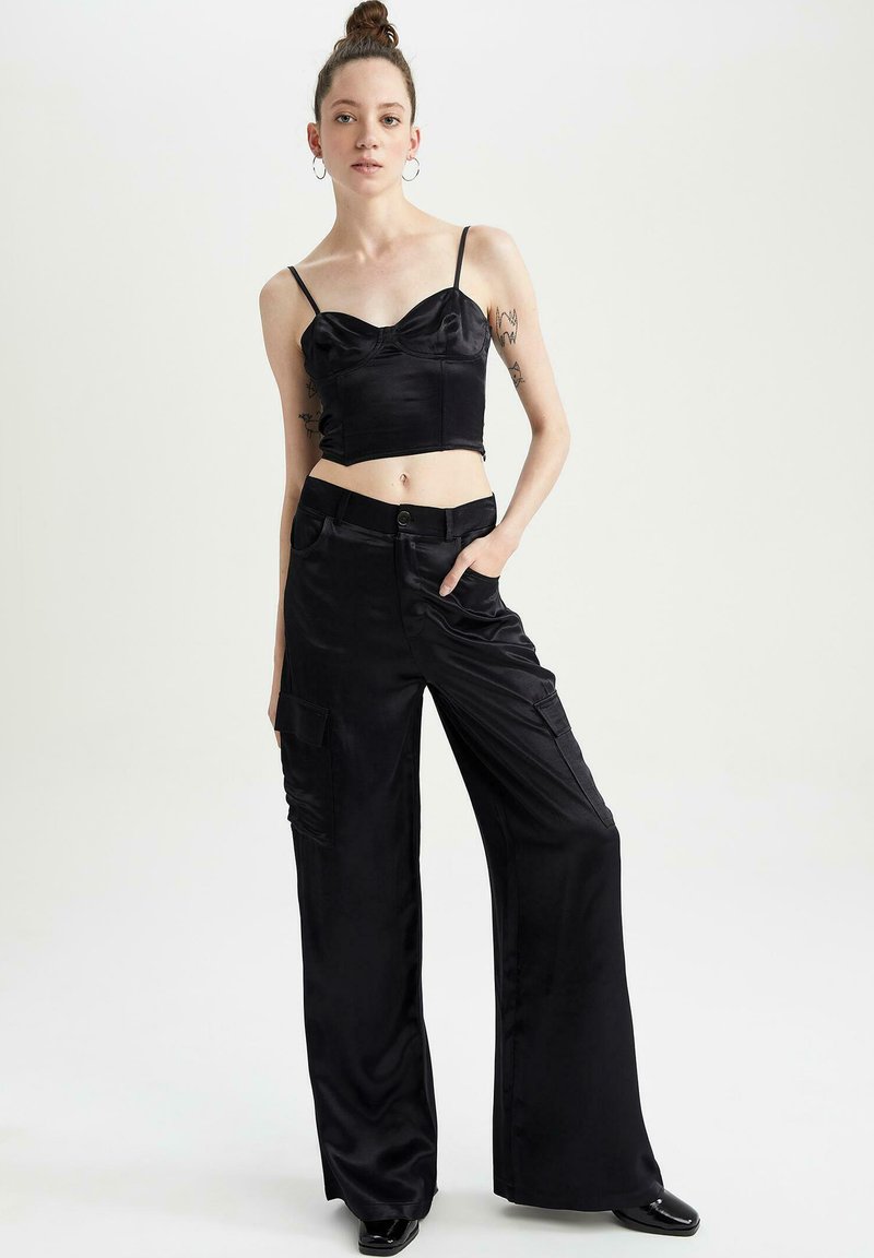 DeFacto Top zwart DeFacto Top zwart