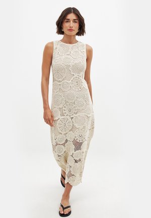 NA-KD Jumper dress - offwhite