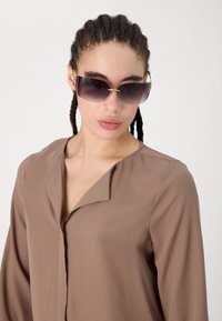ONLY ONLTIANA LIFE LOOSE  - Camicetta - brown lentil
