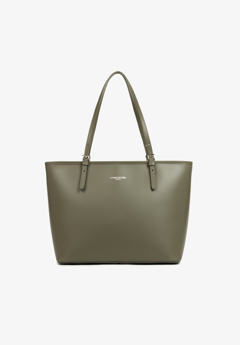 Borsa a tracolla verde oliva con due manici robusti e dettagli in logo argentato al centro frontale, su uno sfondo bianco semplice.