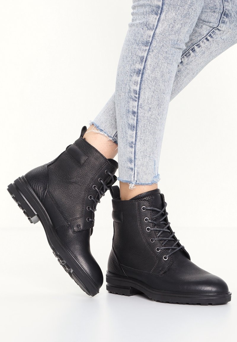 ECCO Bottines à lacets - black