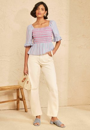 Love & Roses, SHIRRED STRIPE PUFF SLEEVE SQUARE NECK TOP - Pluus - blue