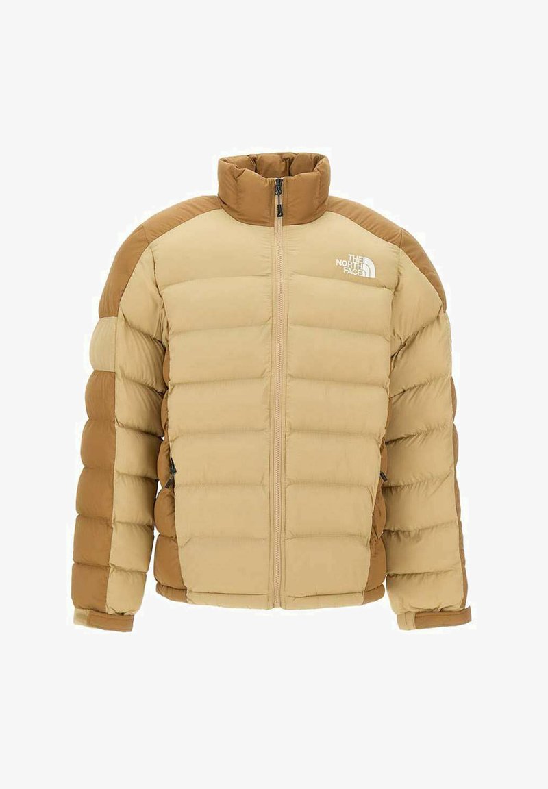 Beige pufferjack met kastanjeaccenten. Ontworpen met een hoge kraag, vooraan een rits, en een horizontaal doorgestikte textuur. Logo op de borst.