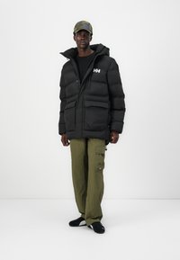 Helly Hansen VARDO - Parka - black