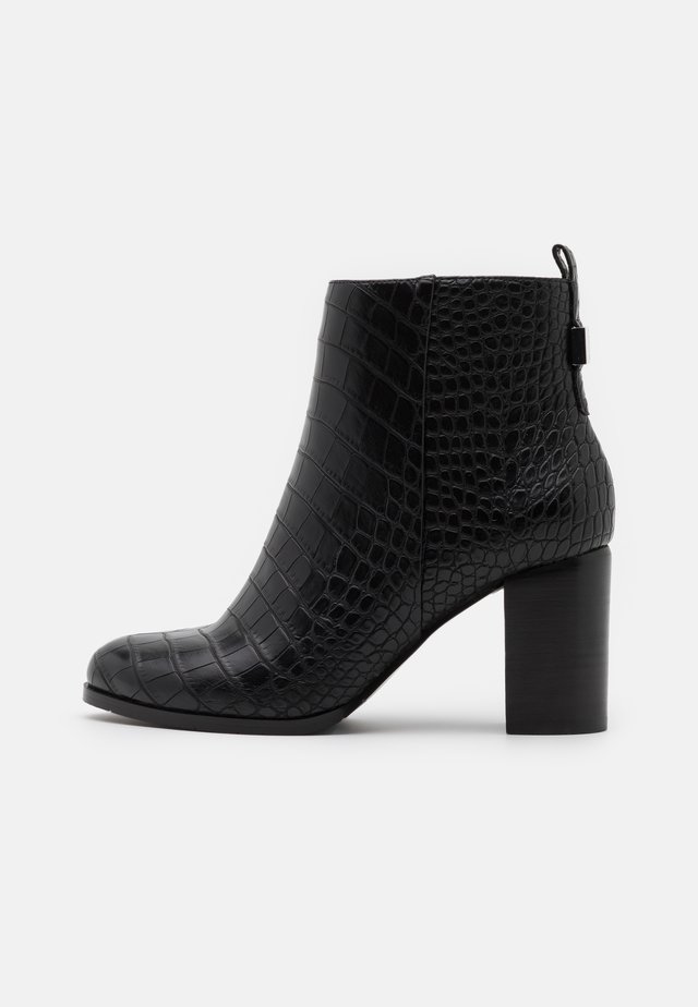 FEE - Classic ankle boots - black