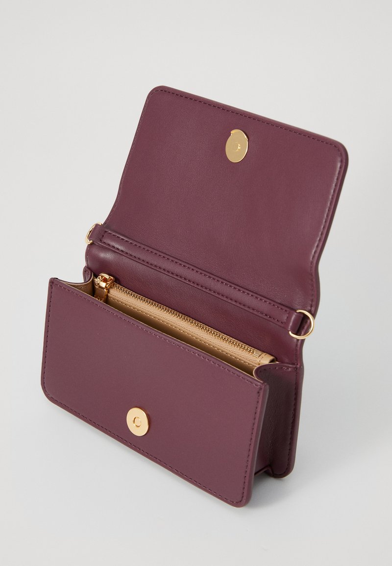 Wallet Portafoglio Di Moschino Love Moschino Portafoglio Wine