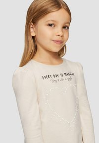 s.Oliver MIT SCHMUCKSTEINEN - Longsleeve - helles sand