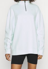 Nike Sportswear Sweatshirt - green