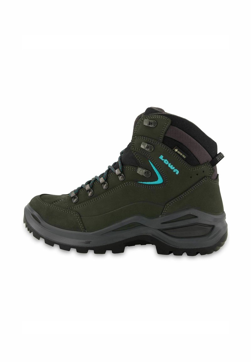 Dunkelgrüner Wanderschuh mit strukturiertem Obermaterial, schwarzen Akzenten, Metallösen und einer robusten Außensohle, die für Traktion sorgt.