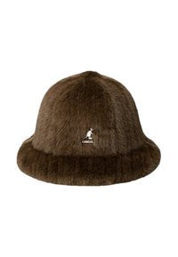 Brun pelskedel med blød tekstur, afrundet krone og bred skygge. Har en hvid Kangol-logo på forsiden.