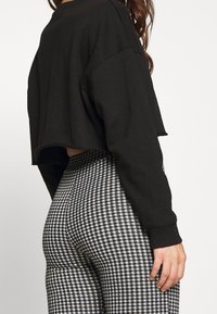 Missguided Petite Sweatshirt - black