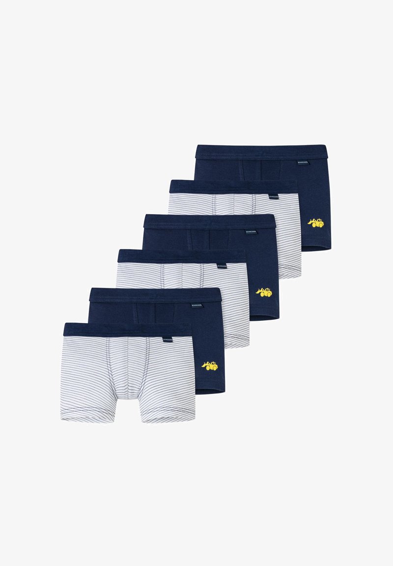 Sei paia di boxer da ragazzo, alternando blu navy e bianco con sottili righe navy, ciascuno con un piccolo logo di un veicolo da cantiere giallo.