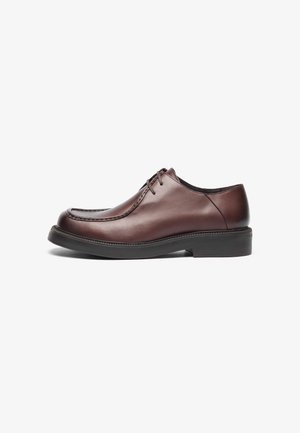 Fűzős cipők - dark brown