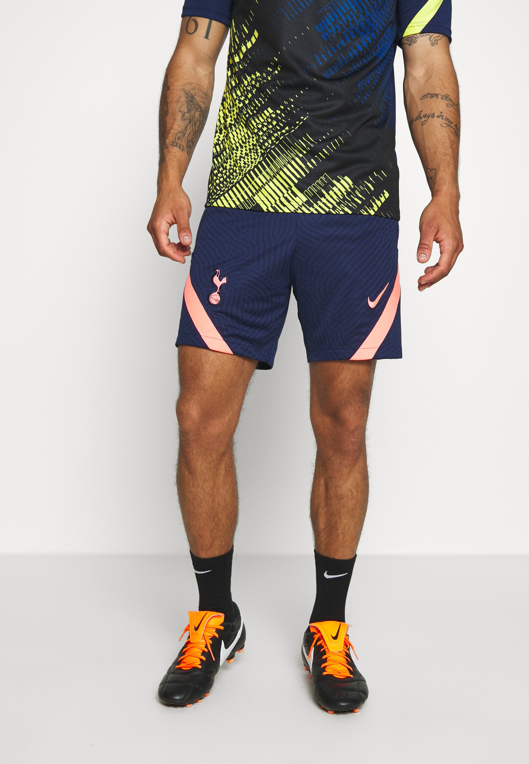 tottenham shorts nike