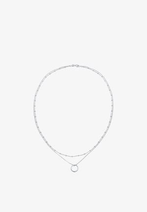 Sølv halskæde med to lag; det ene har forlængede led, mens det andet har små perler, afsluttet med en rund vedhæng.