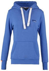 Sudadera azul de mezcla de algodón, con un bolsillo frontal, cordones blancos, puños acanalados y un pequeño logo bordado en el pecho.