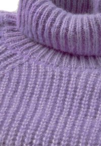 hessnatur Strickpullover - flieder