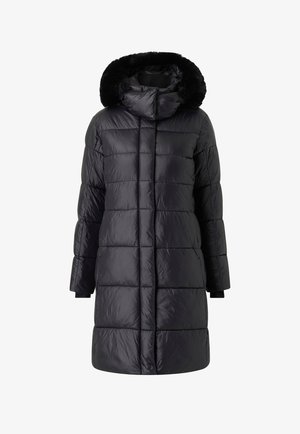 Manteau en duvet noir avec capuche et bordure en fausse fourrure. Il a un design matelassé, des manches longues et une coupe mi-longue. Texture lisse et brillante.