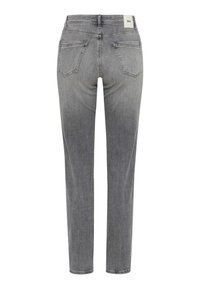 Jeans en denim gris avec une coupe droite, dotés de deux poches arrière, d'une étiquette de marque sur la taille et d'une texture légèrement délavée.