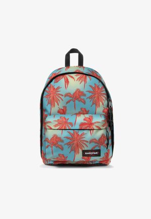 Rucksack mit einem blauen und grünen Palmenbaum-Muster, mit roten Palmblättern, einer Fronttasche, schwarzem Reißverschluss und einem verstärkten oberen Griff.
