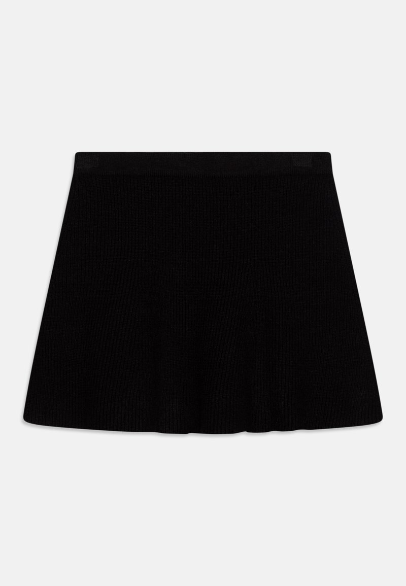 Jupe noire en tricot côtelé avec une coupe évasée, dotée d'une taille lisse et d'une couleur unie, sans motifs ni embellissements.