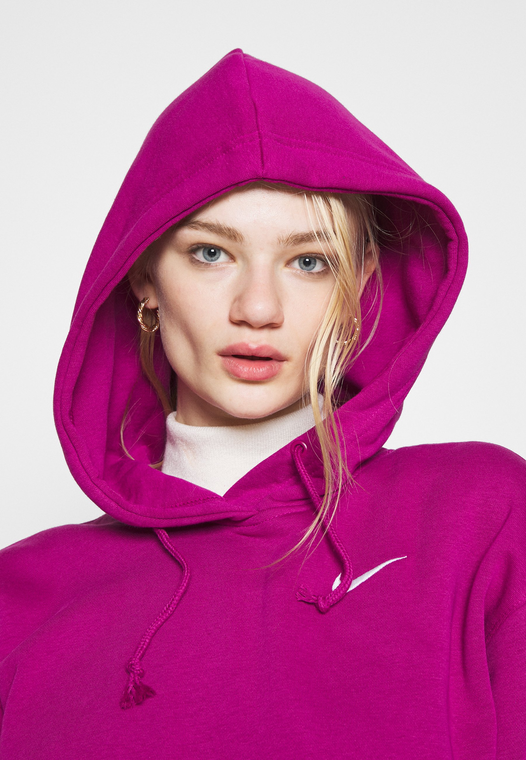 nike floral pullover