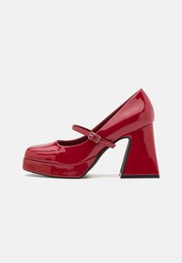 High heels - red