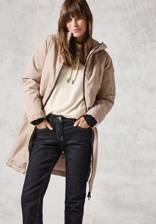 GEFÜTTERTER - Parka - beige