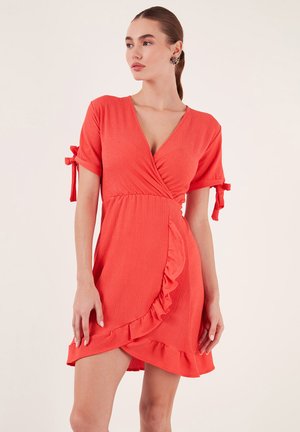 LELA REGULAR FIT - Robe de jour - vermilion