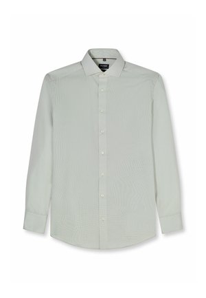 Camicia elegante grigio chiaro a maniche lunghe con bottoni, colletto appuntito e polsini abbottonati, mostrata distesa su sfondo bianco.