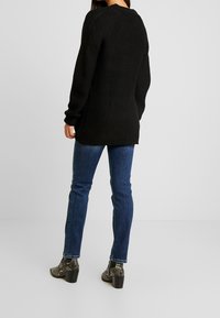 Vero Moda Kofta - black