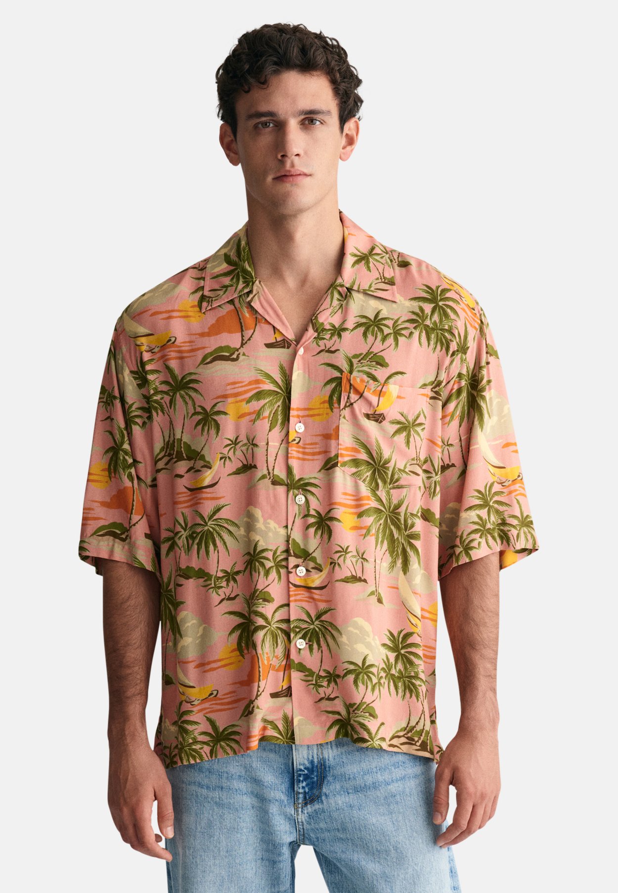 RELAXED FIT HAWAIIAN SHORT SLEEVE