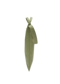 Sac en toile vert olive, mince et vertical, avec une boucle de poignée cousue sur le dessus, sur un fond blanc.
