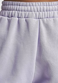 DEF Treningo apatinė dalis - purple washed