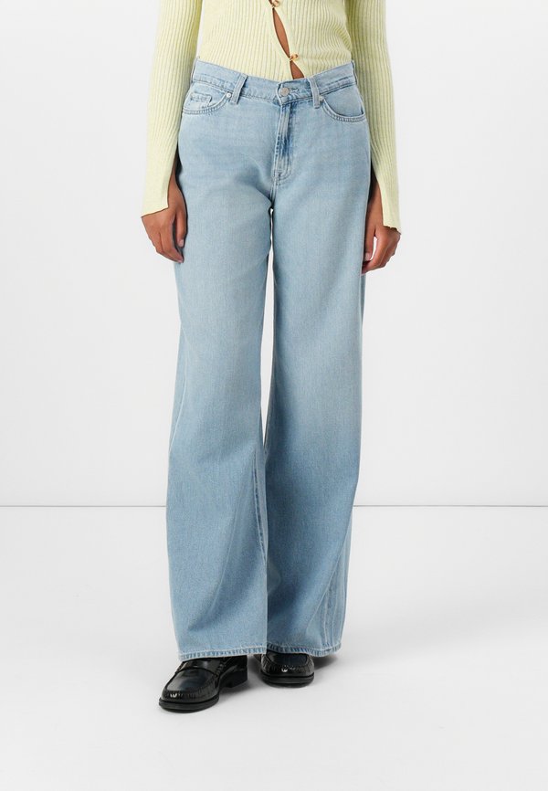 LOTTA - Relaxed fit jeans - light blur denim