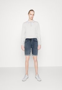 JJIRICK JJICON SHORTS GE 986 I.K SN